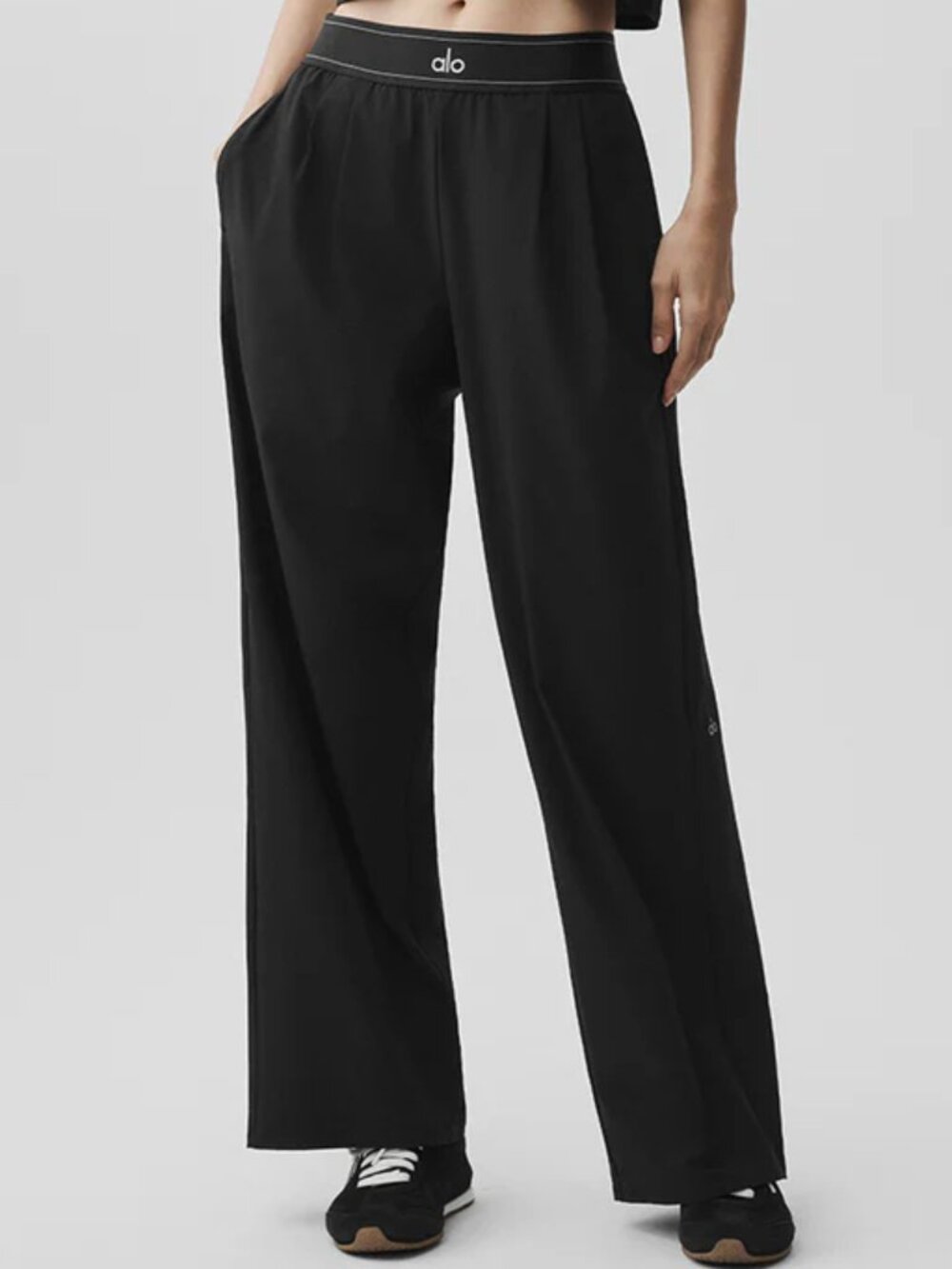 ALO Yoga Women's Black Straight Leg Pants (Regular Size)❣❣ - Picture 10 of 10
